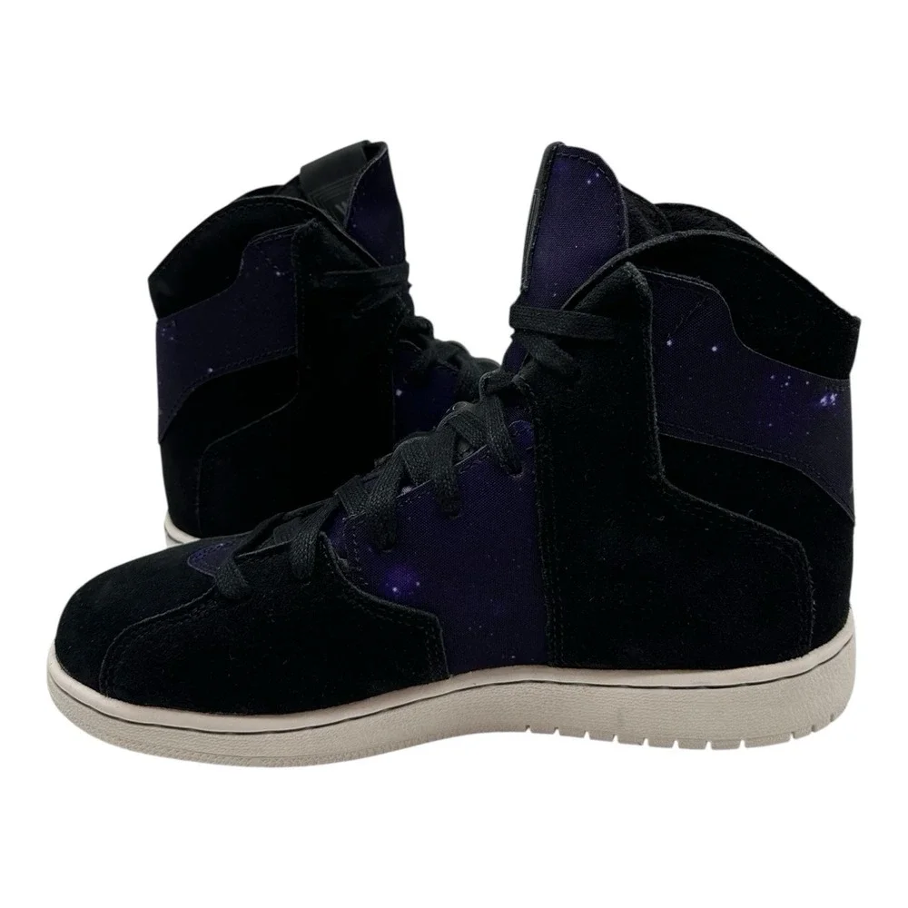 Jordan black bg blue